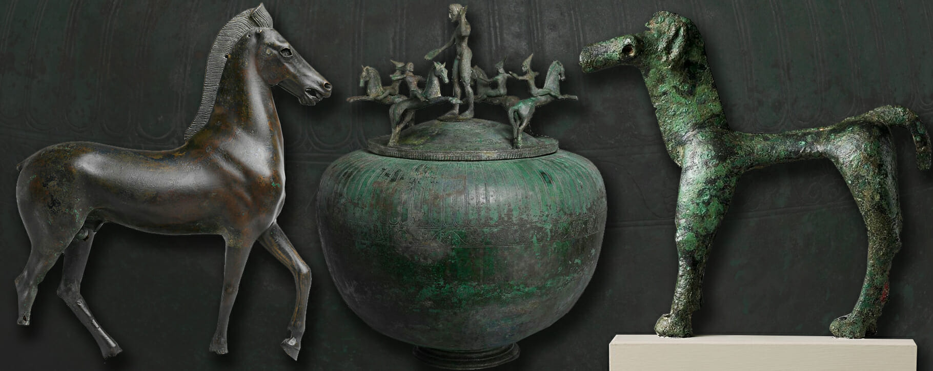 Ancient horse bronze examples