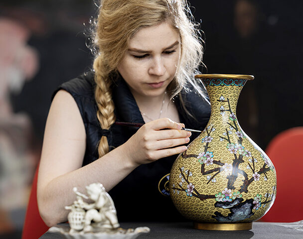 Ceramic Restoration and Decorative Objects - Vase