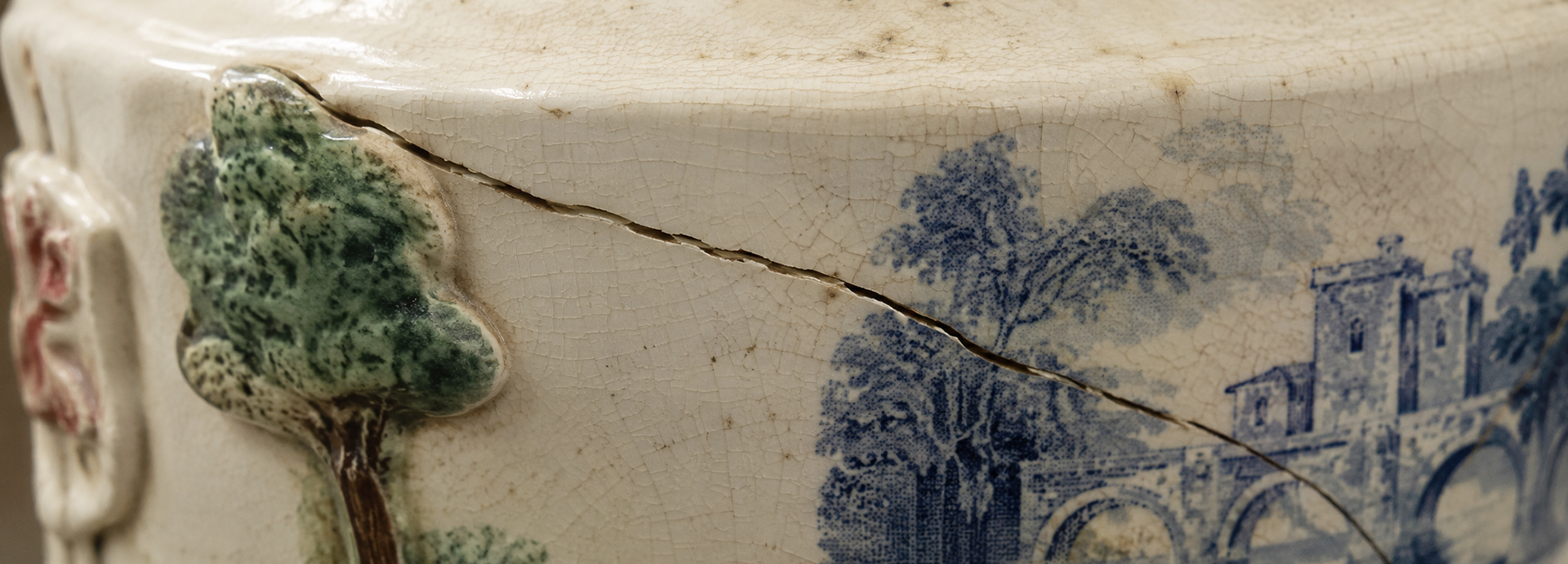 Cracked Pottery